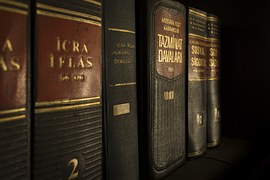 law-1509437__180